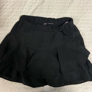 Zara - black skort - size medium